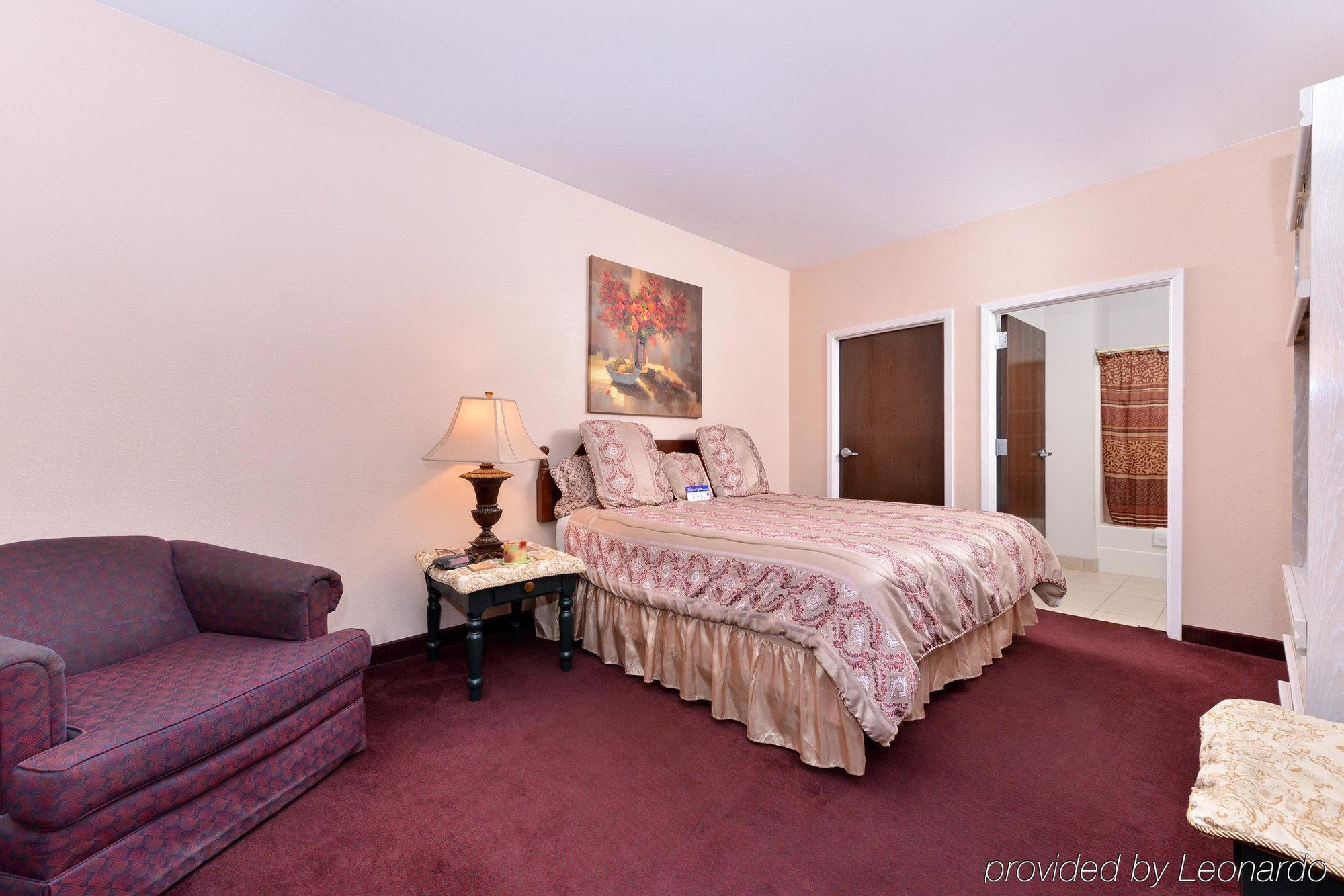 Americas Best Value Inn Somerville Texas Экстерьер фото