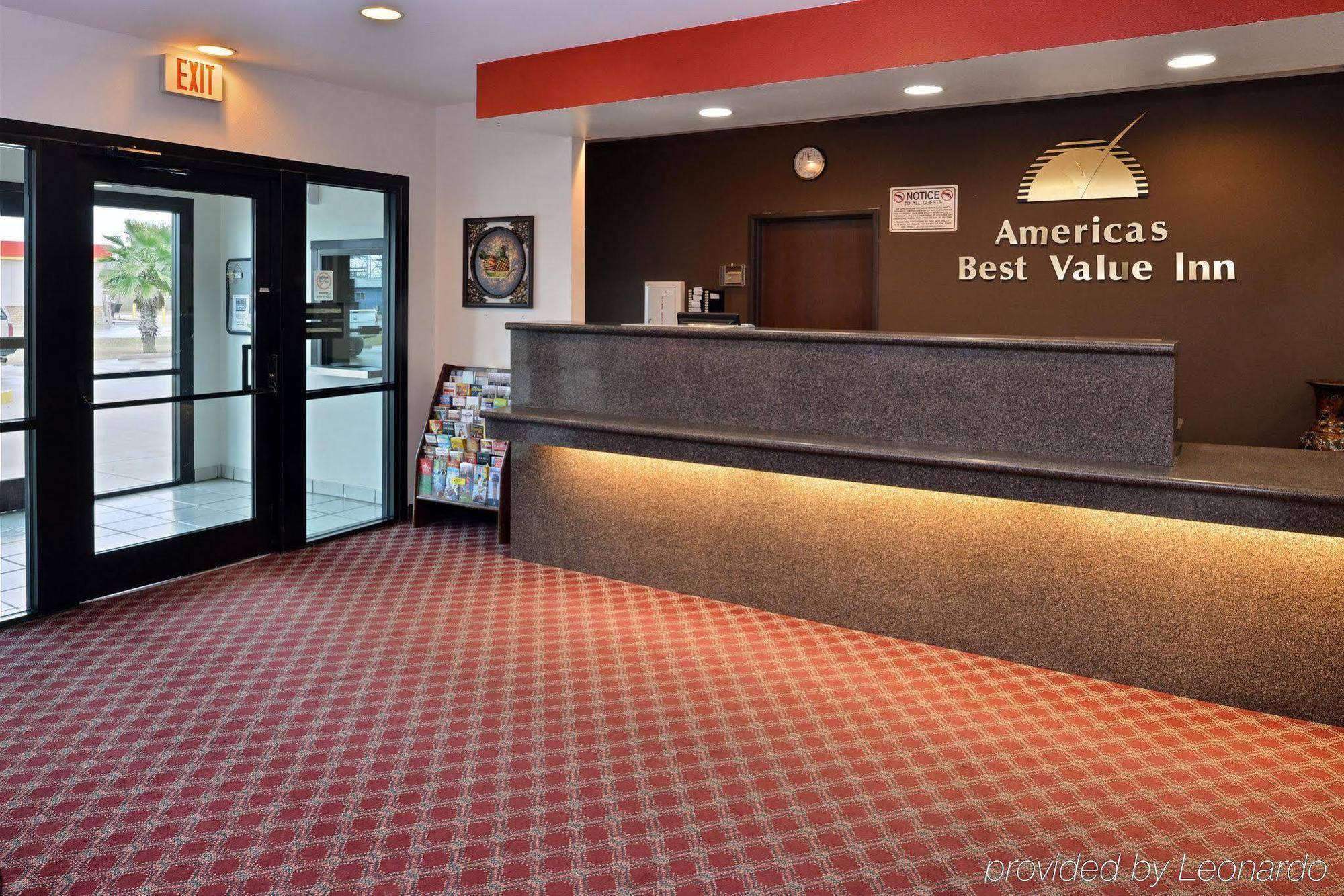 Americas Best Value Inn Somerville Texas Экстерьер фото