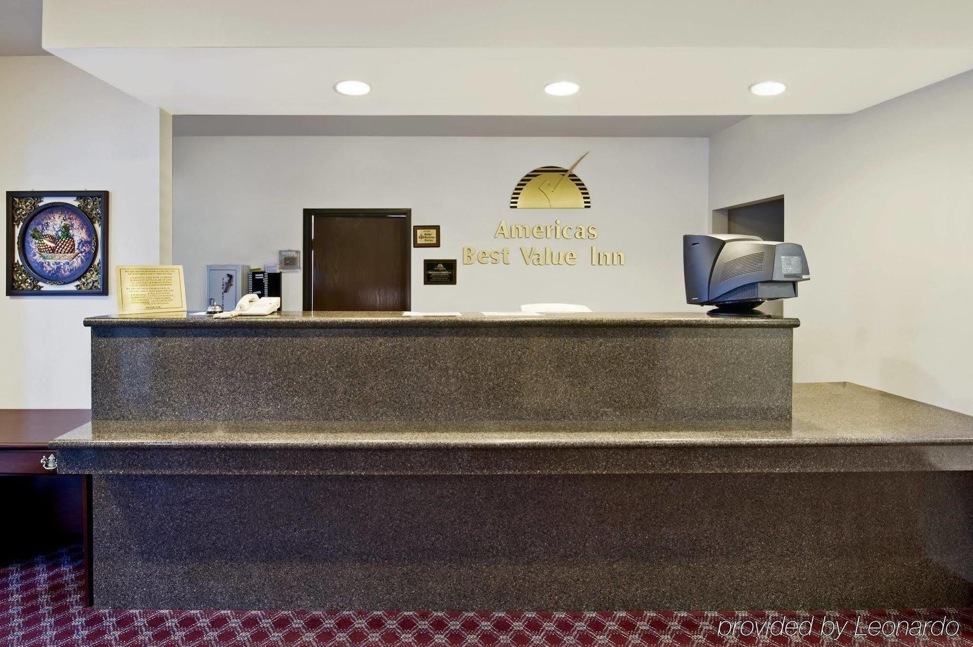 Americas Best Value Inn Somerville Texas Интерьер фото