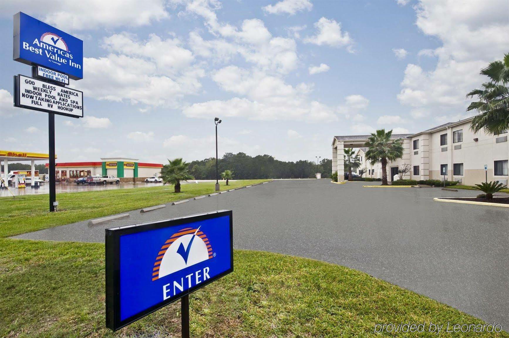 Americas Best Value Inn Somerville Texas Экстерьер фото